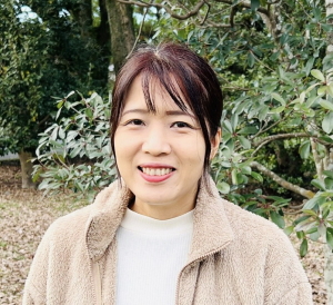 井上 真衣